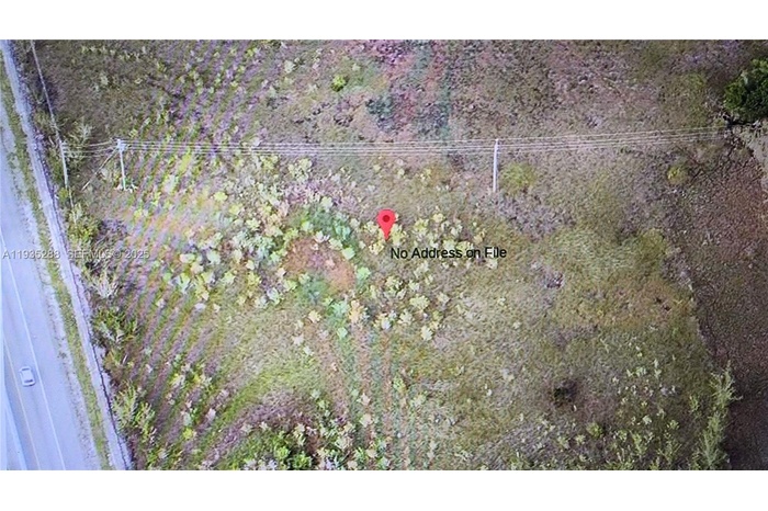 AERIAL VIEW OF LAND WITH ELECTRICITY LOCATION