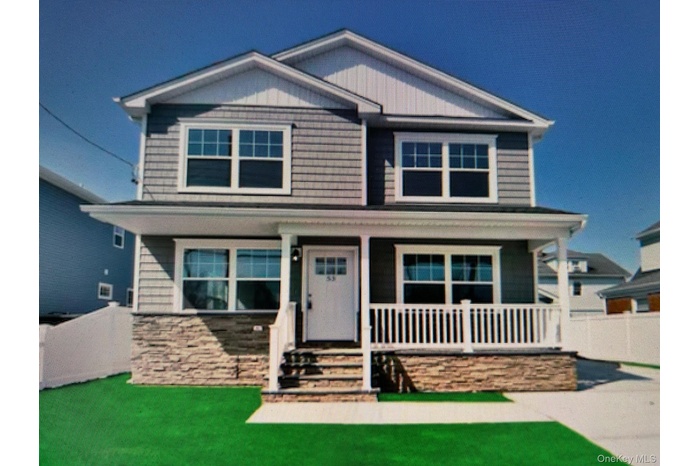 View of front facade featuring a porch