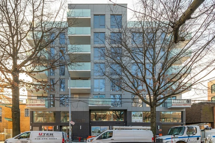 View of apartment building / complex