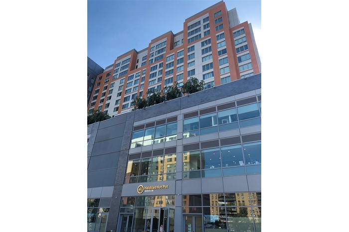 View of apartment building / complex