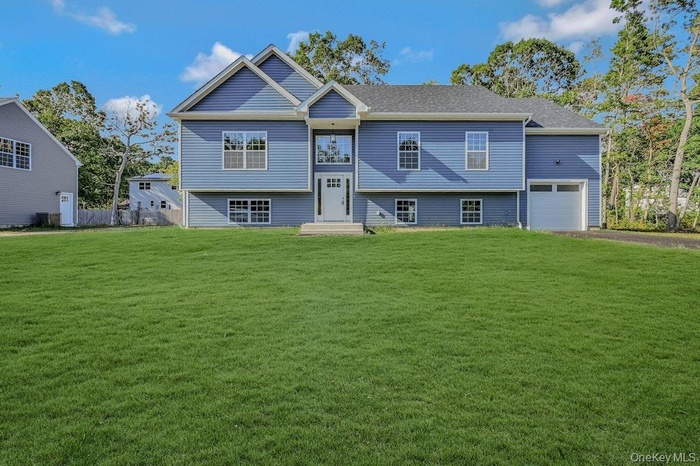 This photo shows a recent similar model that sold already.