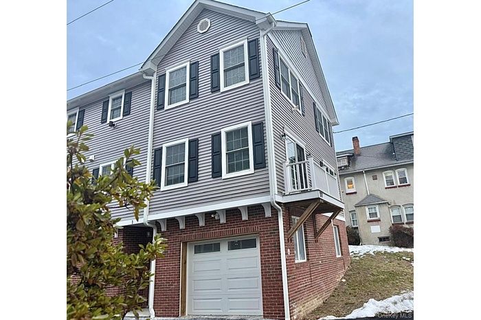 Welcome to 177 Croton Ave, Unit #1, Ossining, NY 10562