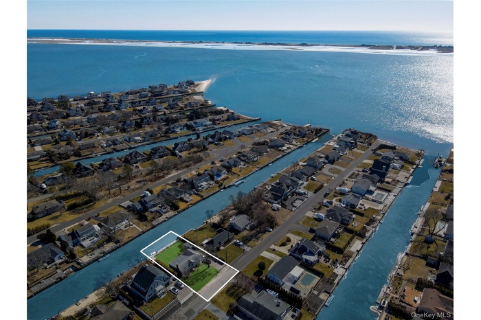 Bird's eye view of Shinnecock Shores