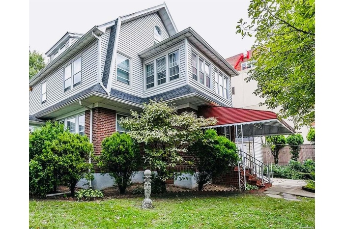 Beautifully maintained home