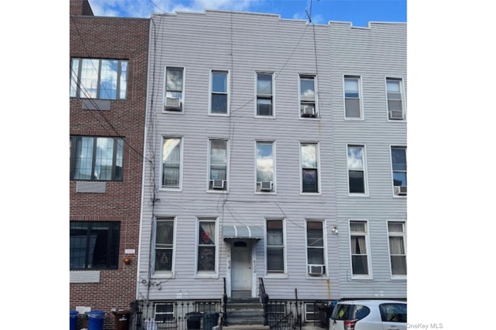 View of front facade