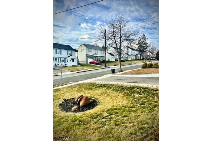 Front right side view