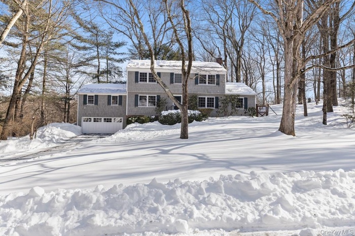 Center Hall Colonial welcomes you to this sought after Dodge Farms neighborhood.