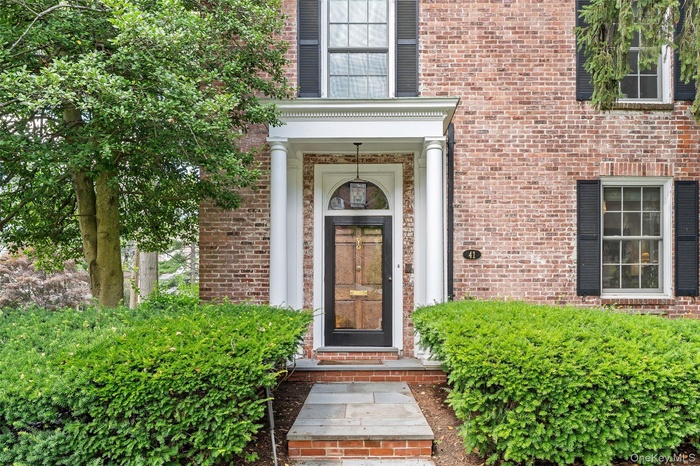 WELCOME TO 41 GARDEN AVENUE