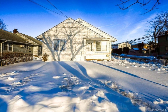 Apartment facing Firwood Rd, 1 bedroom Apt A