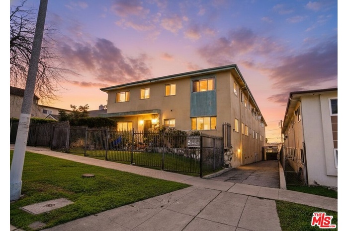 Front of Property - AI Enhance