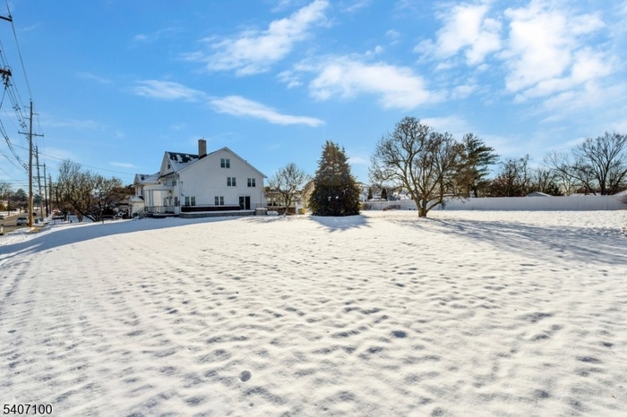 PRIME VACANT LOT 80x15