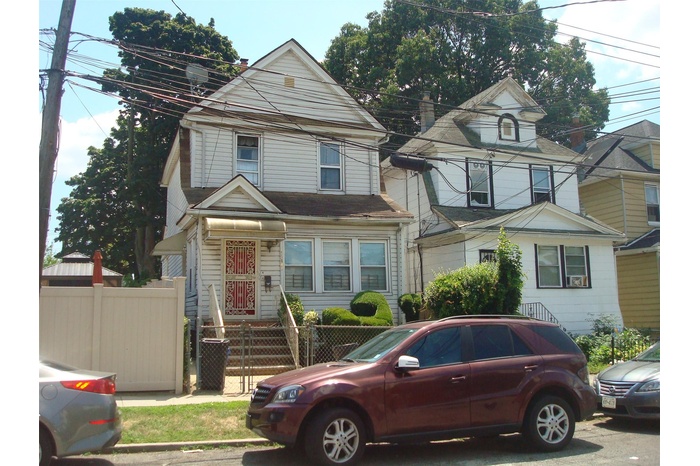 View of traditional style home