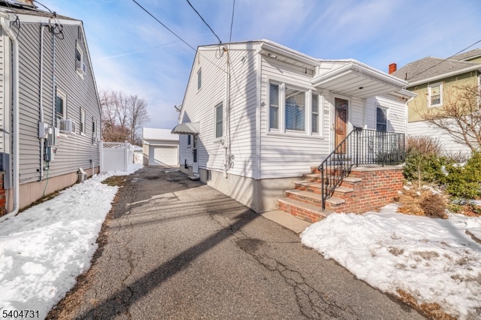 Driveway L Front Side of House