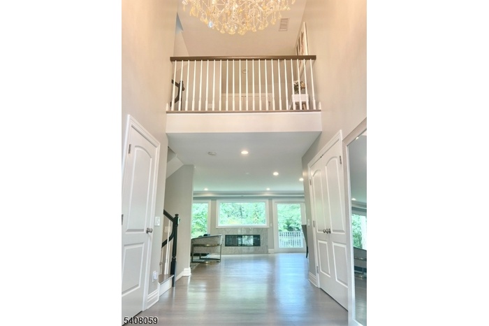 Entry Foyer