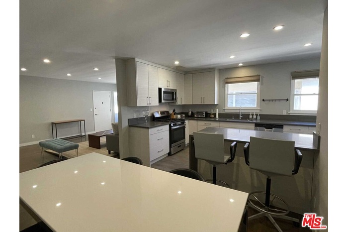 Dining Room To Kitchen