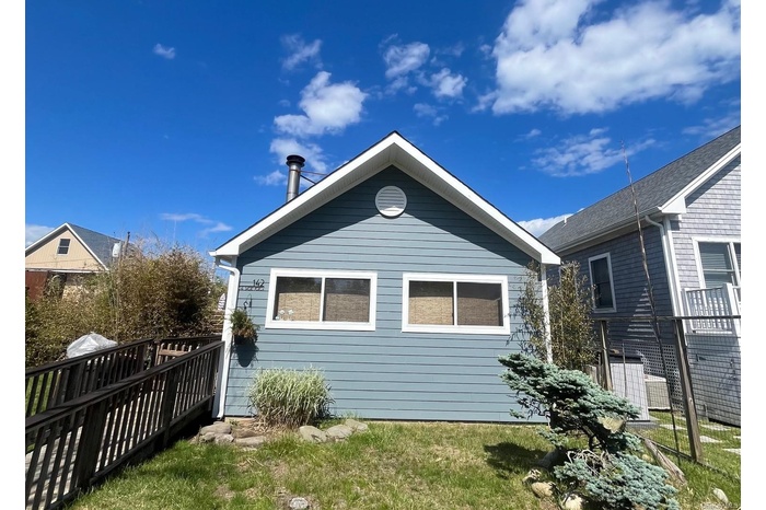 View of property exterior