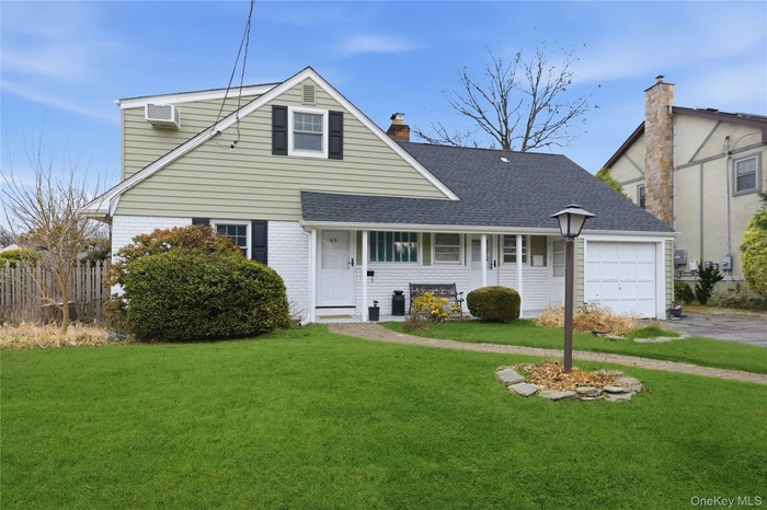 Wide Line Cape Colonial