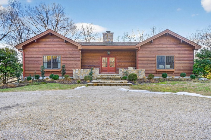 3 Saddle Brook Road
