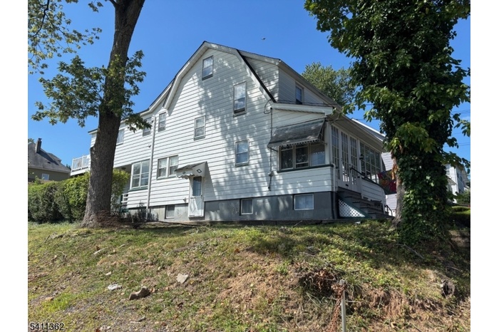 Side view from Main St