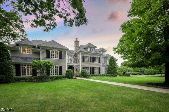 Front of Home (2 of 3)