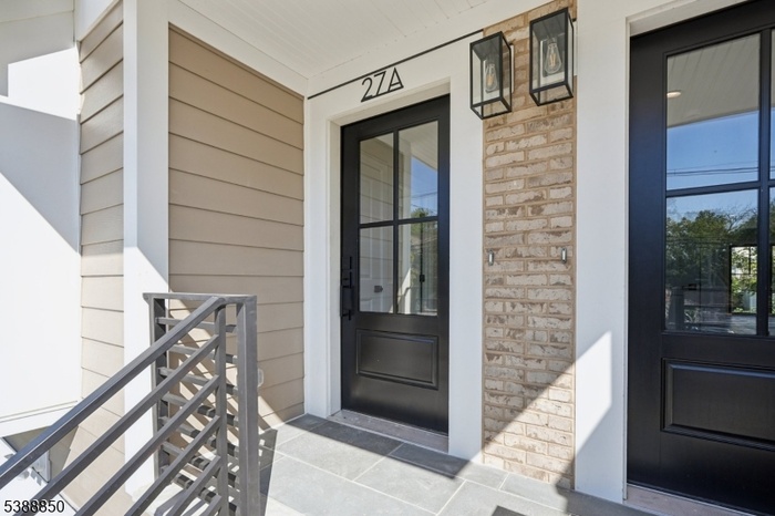 1/2 Duplex Townhouse