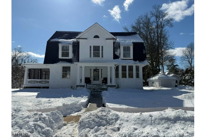 Classic Cranford Charm