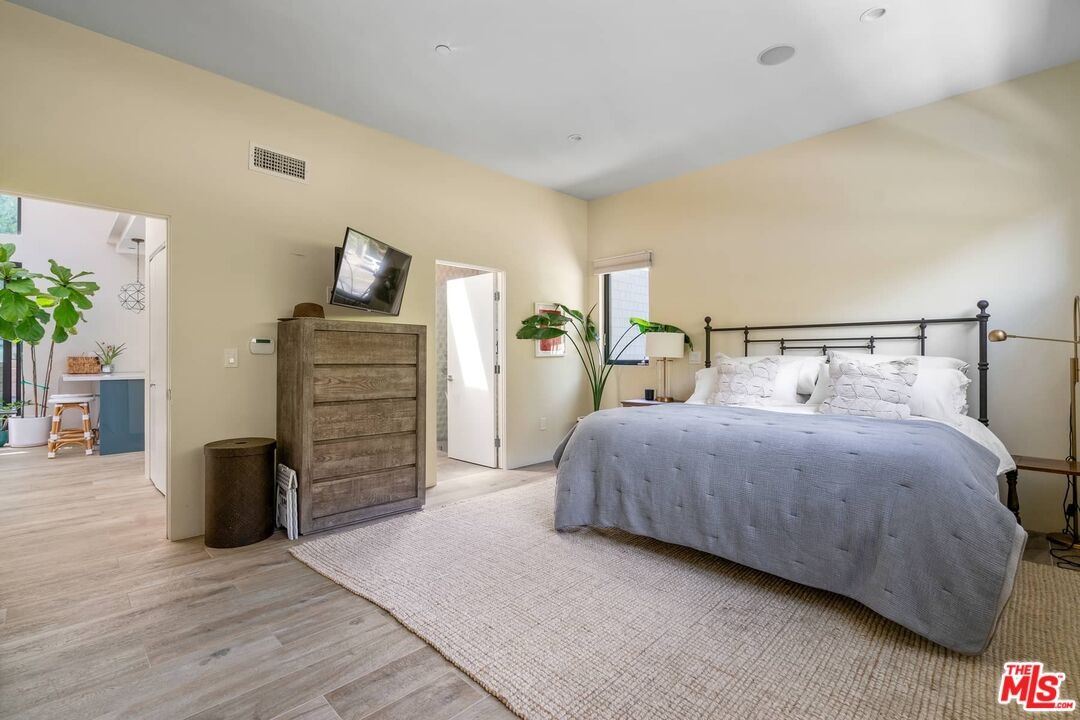 2nd Floor Primary Bedroom