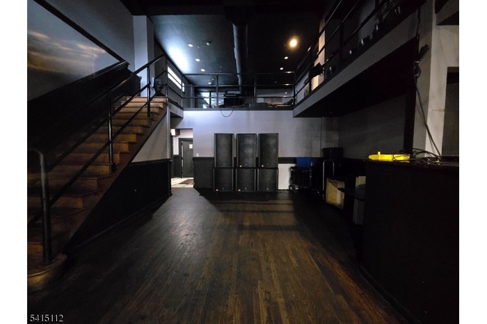 Interior - Dancefloor