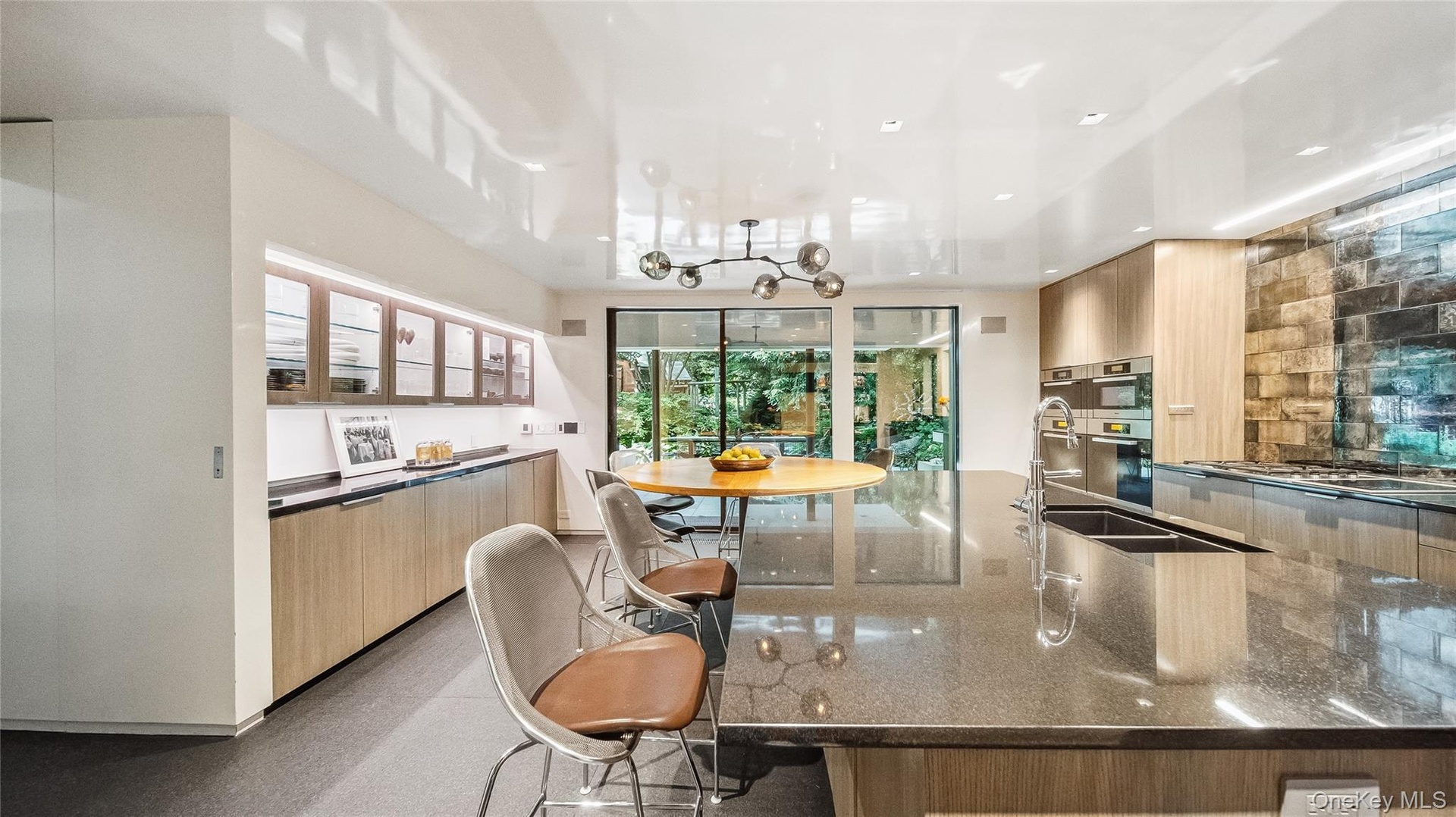 Polished Nero Assoluto Granite Countertops