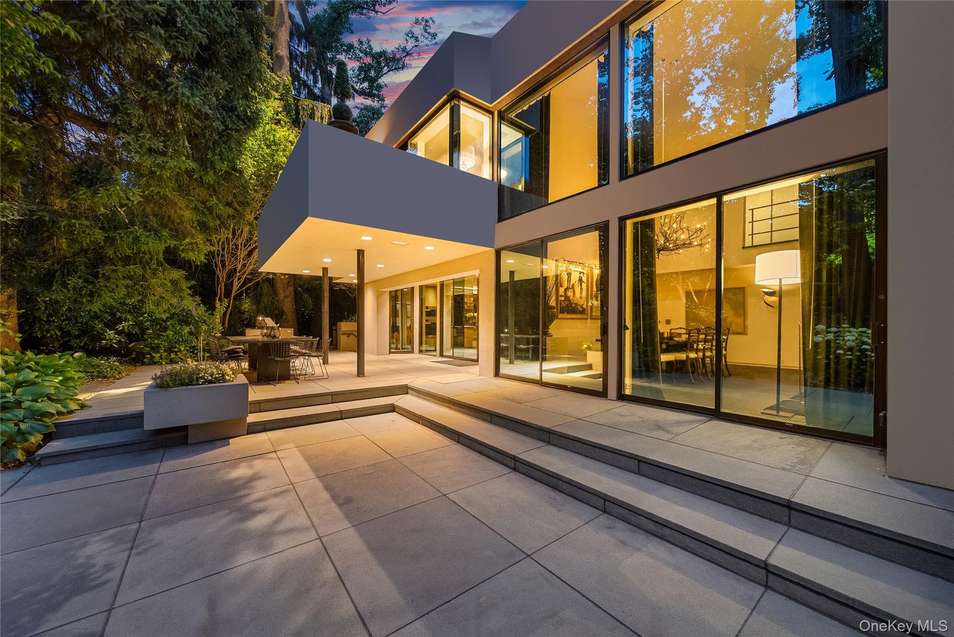 Patio / terrace featuring a patio area and outdoor dining area