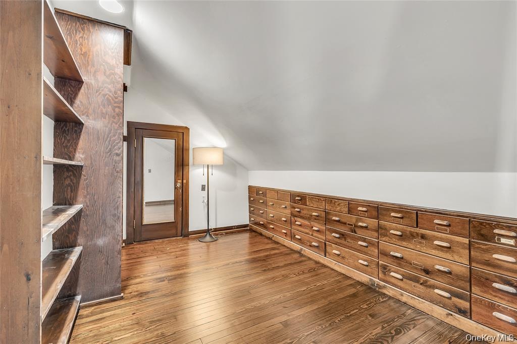 Office or 7the Bedroom