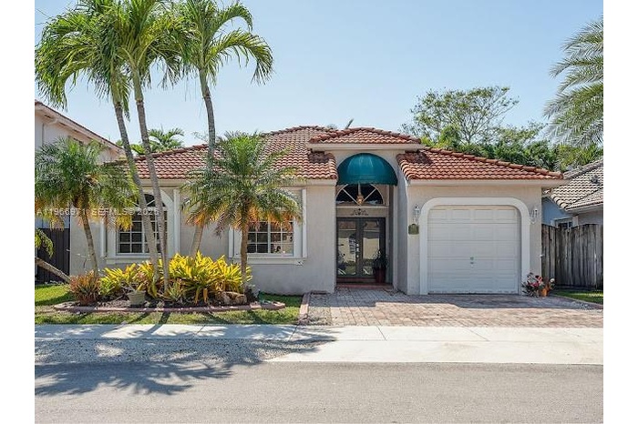 Mediterranean style ho,e