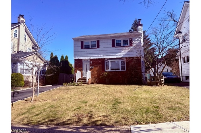 Front view with long driveway