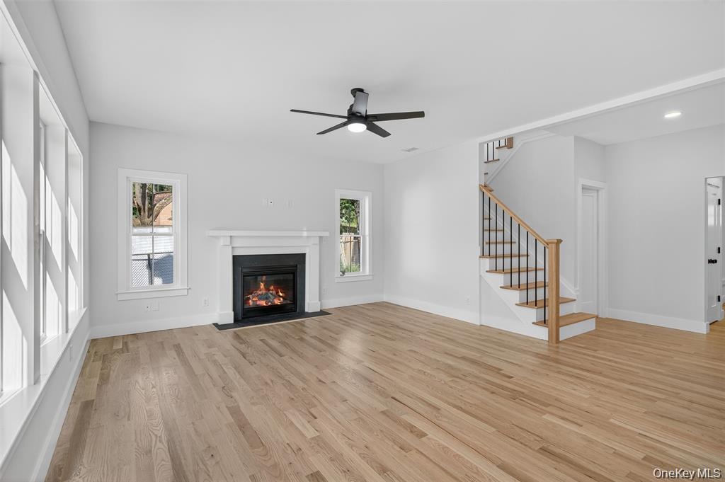 Representative model of recent build shown. Features, finishes, elevations and available options may be customized through the builder and are subject
