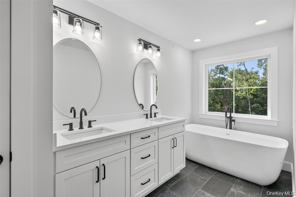 Representative model of recent build shown. Features, finishes, elevations and available options may be customized through the builder and are subject