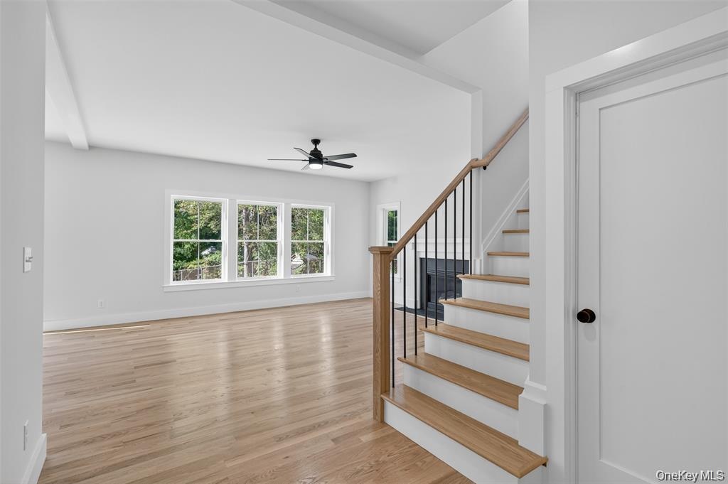 Representative model of recent build shown. Features, finishes, elevations and available options may be customized through the builder and are subject