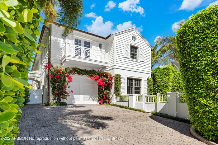 449 Australian Avenue