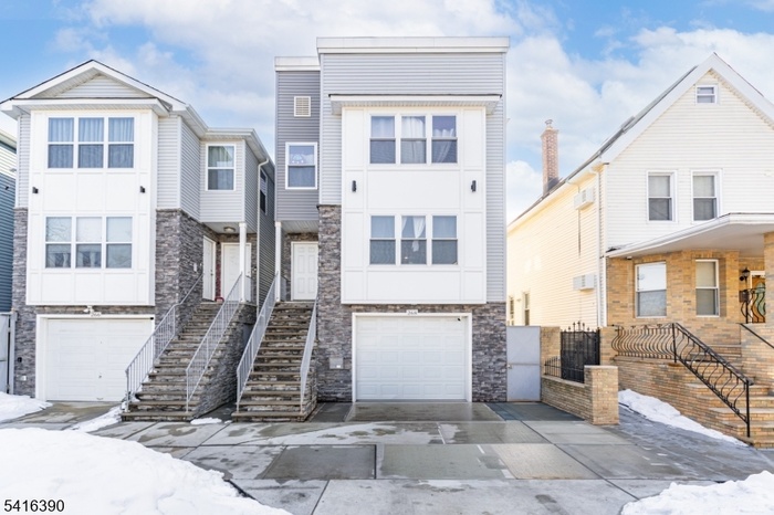 Front Exterior Angle