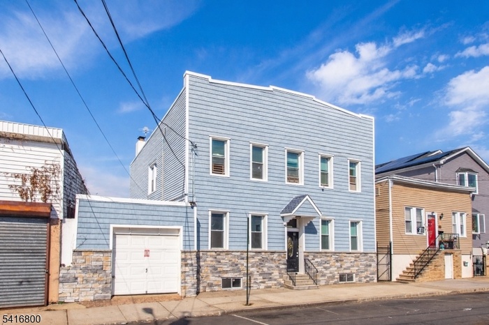 Front of house with Garage