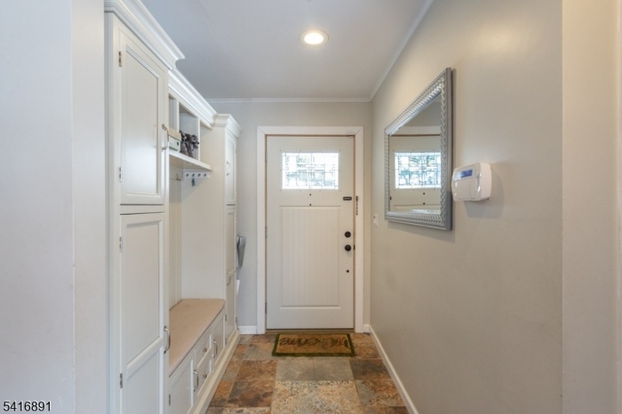 Foyer/Mudroom