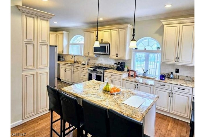Gorgeous Kitchen!