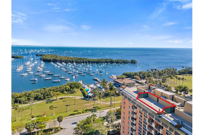 PH-3 features an incredible roof top terrace with gorgeous views of the bay, park and marina