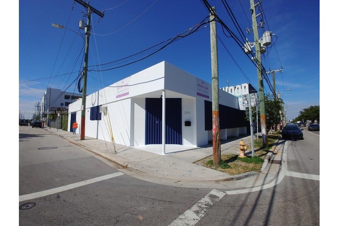 2300 N MIAMI AVENUE