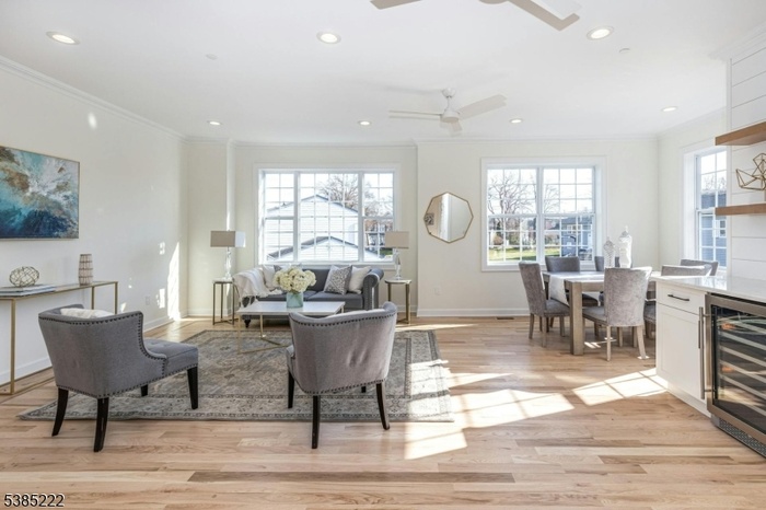 Living Room/Dining Room