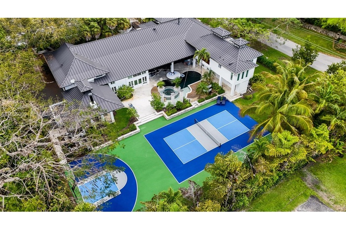 Pickleball & BB Court