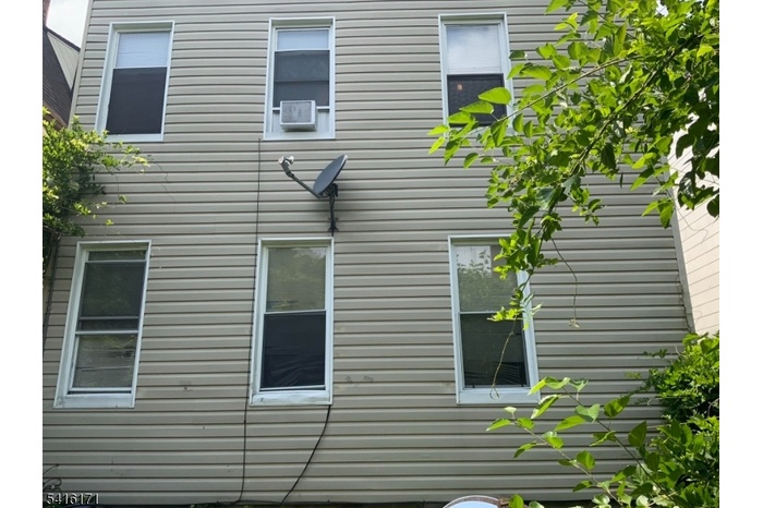 Rear 156 N 18th St., E Orange