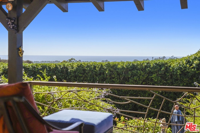 Stunning Ocean Views