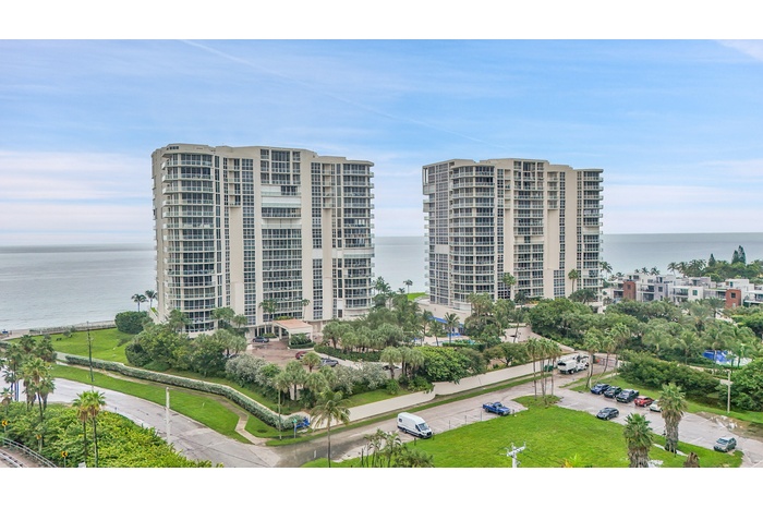 Renaissance on the Ocean - North and South towers