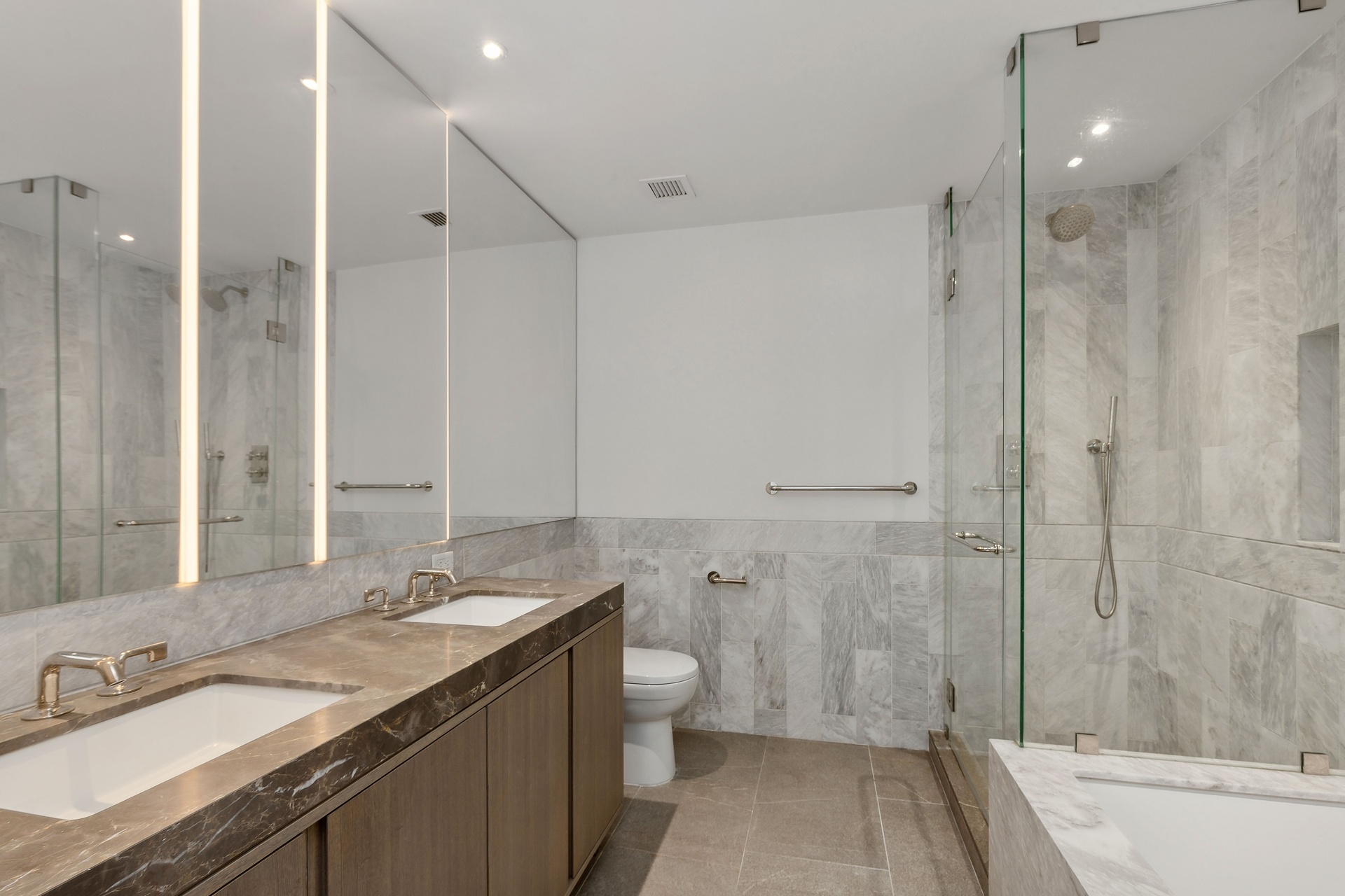 10 Nevins Street 17-I Downtown Brooklyn NY 11217