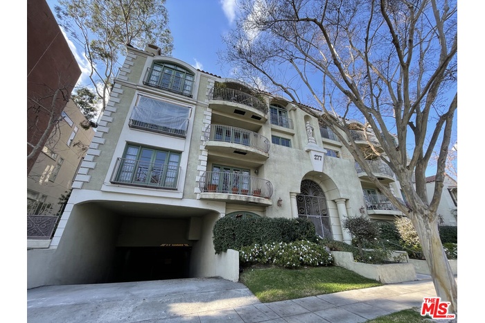 Front East facing Spalding